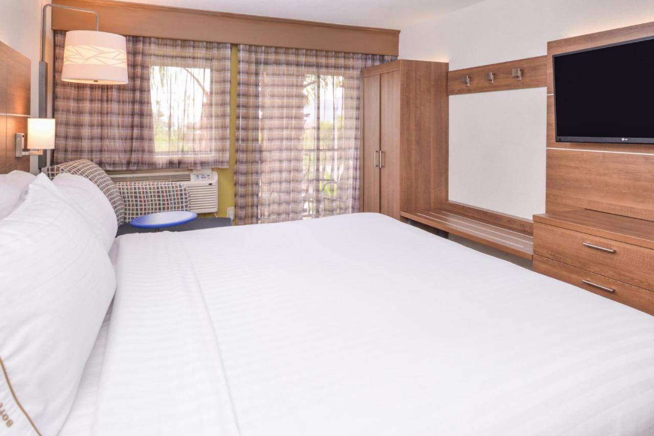 Holiday Inn Express Palm Desert By Ihg Экстерьер фото