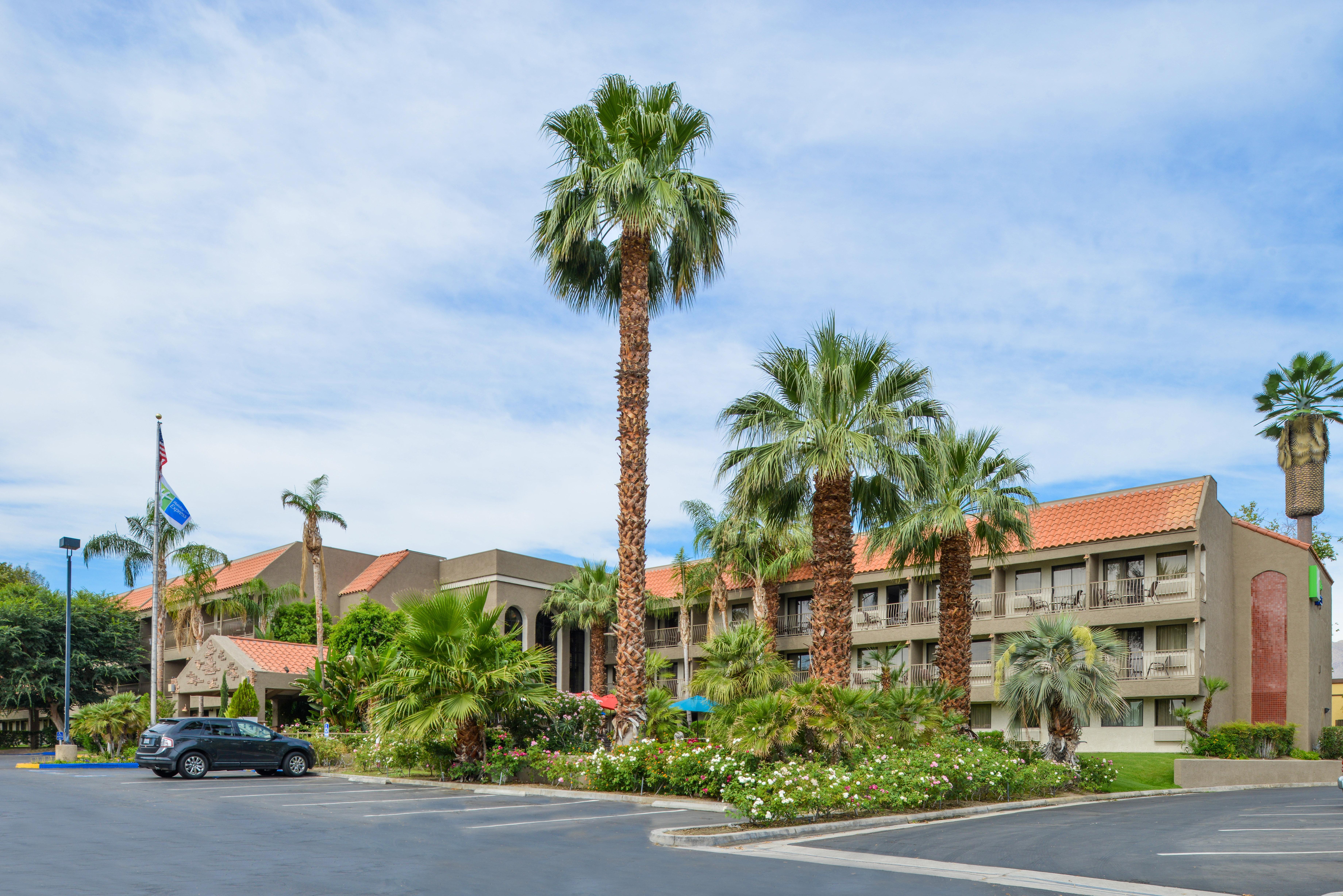 Holiday Inn Express Palm Desert By Ihg Экстерьер фото